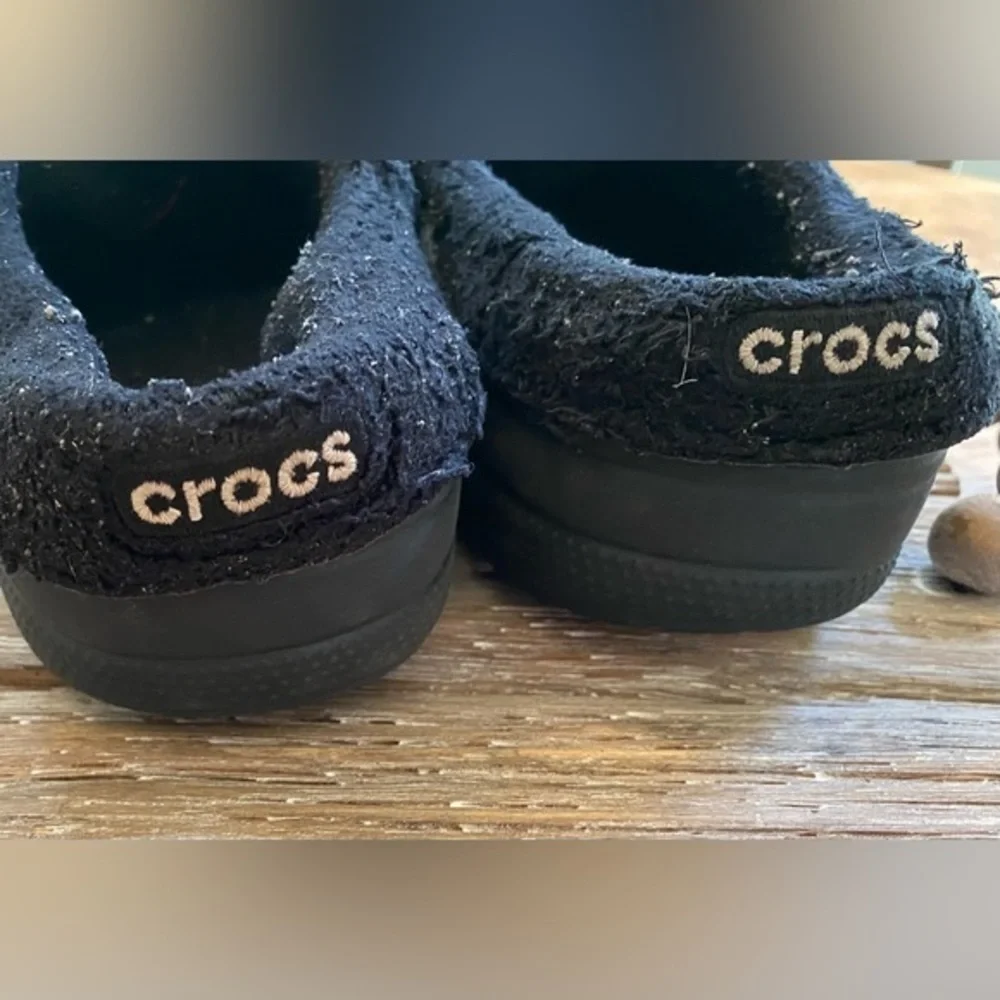 CROCS Black Mammoth‎ Blitzen Faux Fur Lined Slip On Clogs Men’s 3 Women’s 5